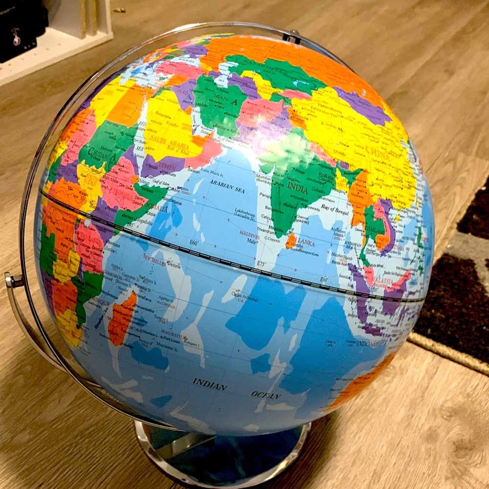 Globe of the Earth, just perfect for your desktop!
